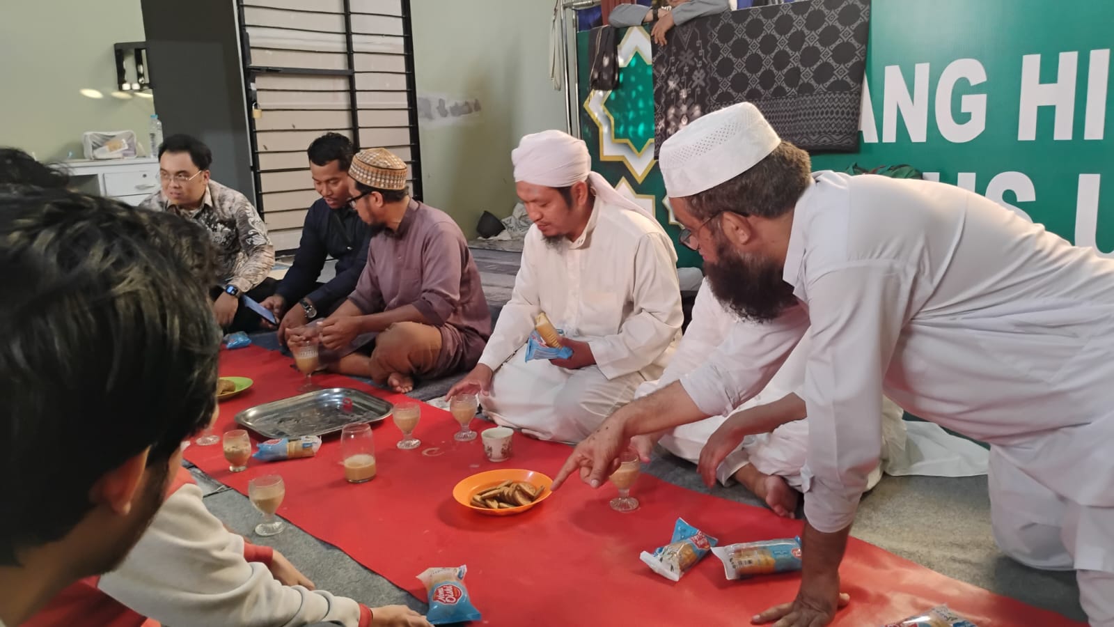 Kegiatan Makan Bersama